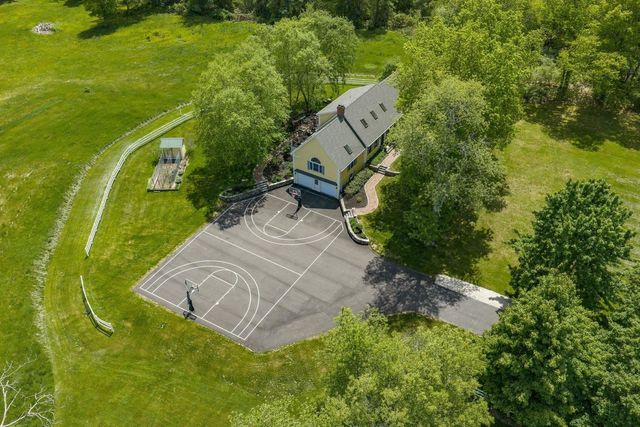 21 Willowbrook Avenue, Greenland, NH 03840