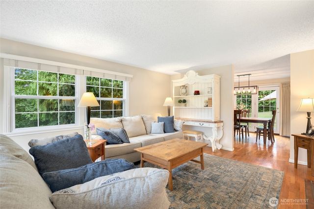 24624 SE 184th Street, Maple Valley, WA 98038