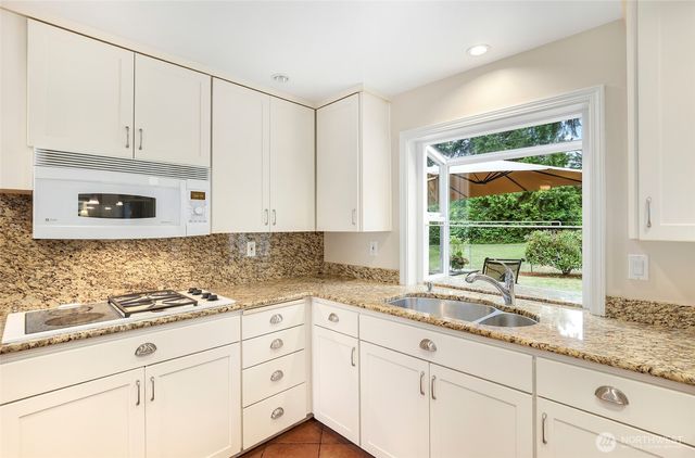 24624 SE 184th Street, Maple Valley, WA 98038