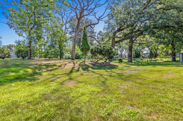 8319 Washburn Avenue S, Bloomington, MN 55431