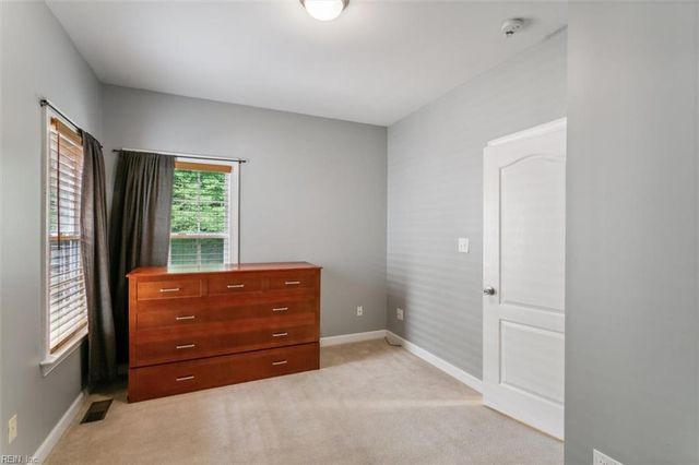 11 Kenan CT, Hampton, VA 23666