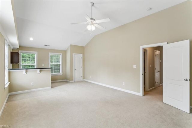 11 Kenan CT, Hampton, VA 23666