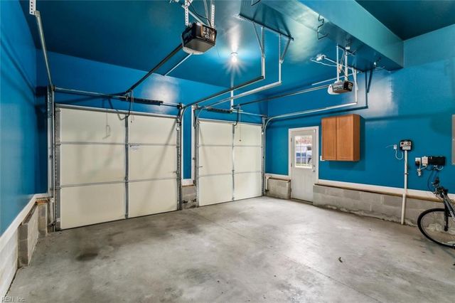 11 Kenan CT, Hampton, VA 23666