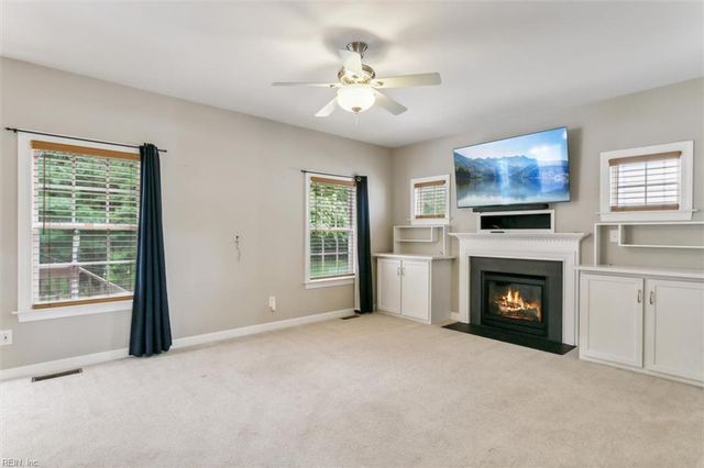 11 Kenan CT, Hampton, VA 23666