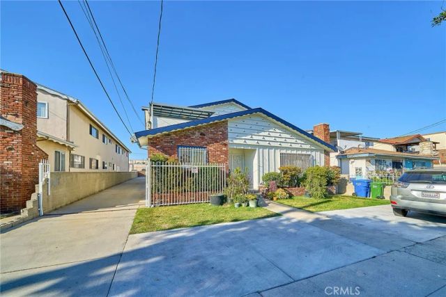 1639 218th 3, Torrance, CA 90501