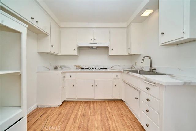 1639 218th 3, Torrance, CA 90501