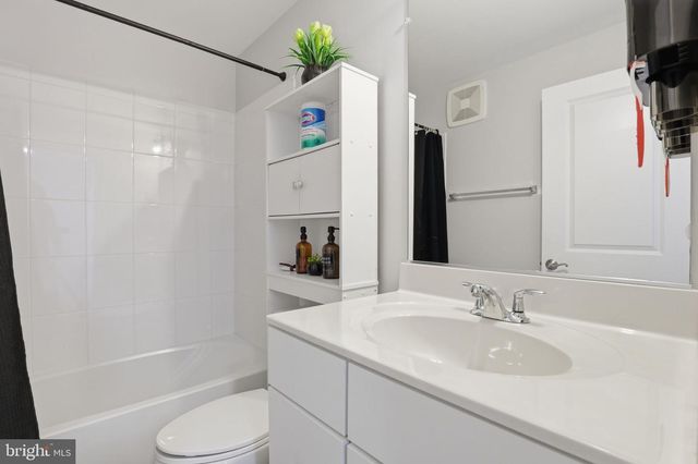 2739 PINEBROOK RD, Landover, MD 20785