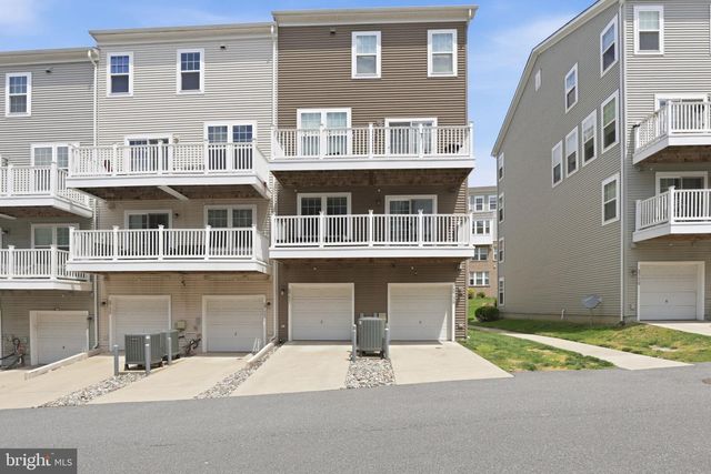2739 PINEBROOK RD, Landover, MD 20785