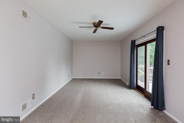 15 BLACKBERRY LN, Ephrata, PA 17522
