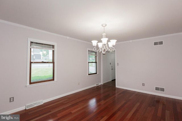 15 BLACKBERRY LN, Ephrata, PA 17522