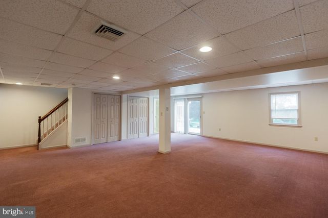 15 BLACKBERRY LN, Ephrata, PA 17522