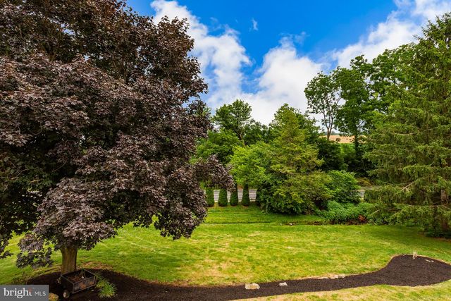 15 BLACKBERRY LN, Ephrata, PA 17522