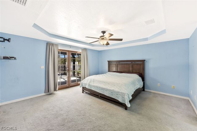 432 SE 17th ST, Cape Coral, FL 33990