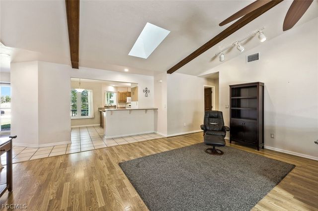 432 SE 17th ST, Cape Coral, FL 33990