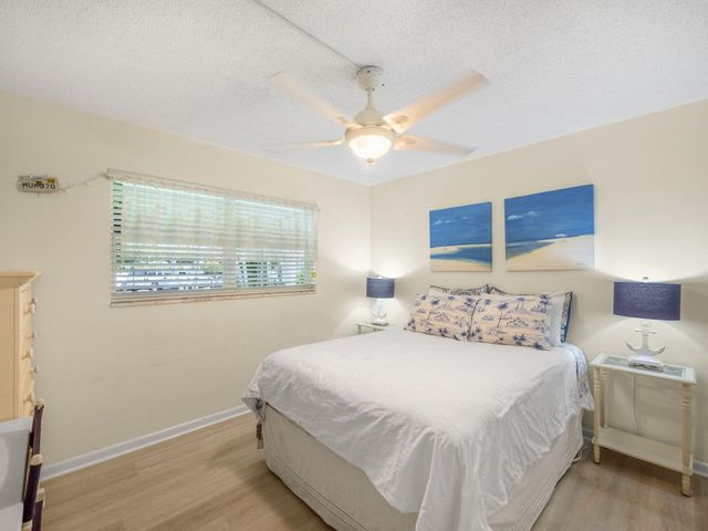 52 Yacht Club Drive 103, North Palm Beach, FL 33408