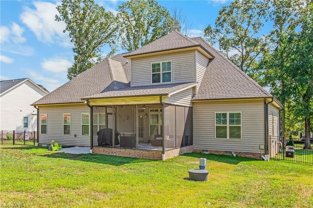 7114 Rae Farms Way, Greensboro, NC 27455