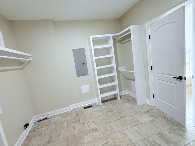 702 Parker Ln, Lafayette, TN 37083
