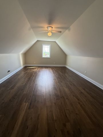 702 Parker Ln, Lafayette, TN 37083
