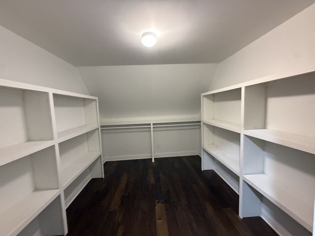 702 Parker Ln, Lafayette, TN 37083