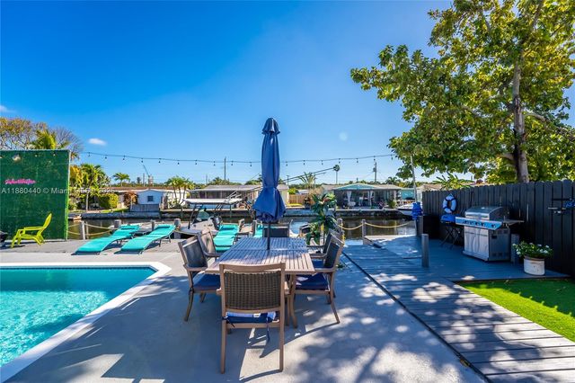 4600 SW 43rd Ave, Dania Beach, FL 33314