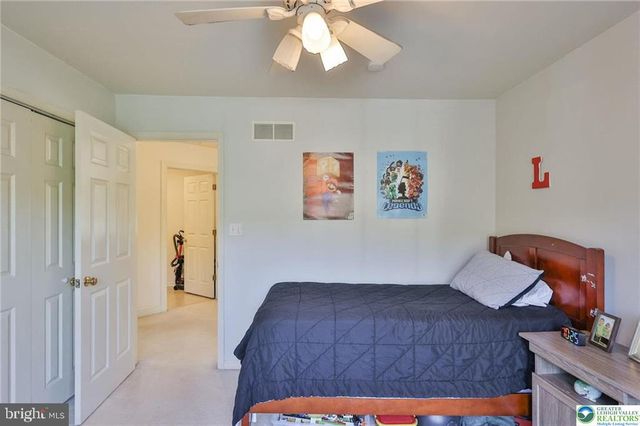 3595 WOODBYNE RD, Hellertown, PA 18055