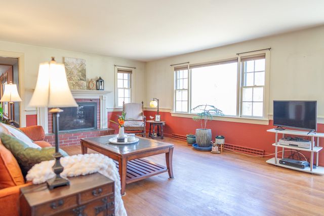 49 Monument View Road, East Dennis, MA 02641