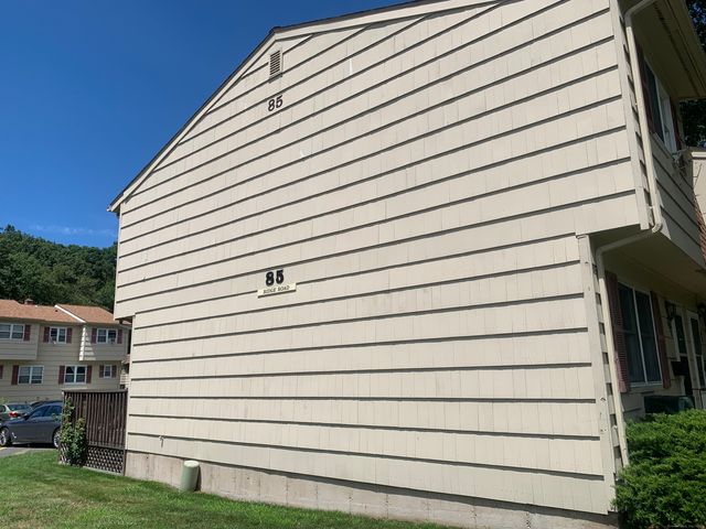 85 Ridge Road 9, Naugatuck, CT 06770