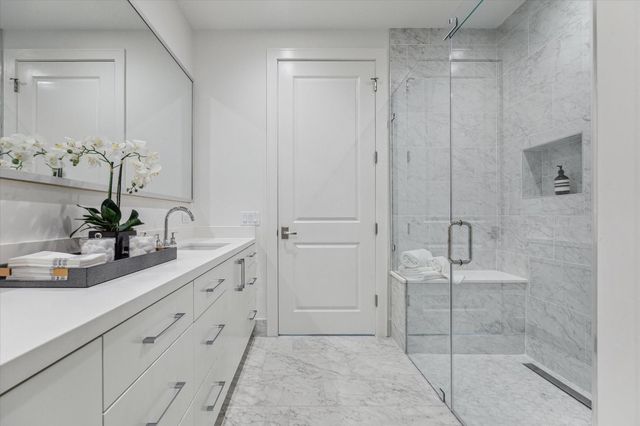 5656 San Felipe Street 1005, Houston, TX 77056