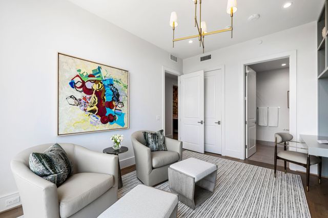 5656 San Felipe Street 1005, Houston, TX 77056