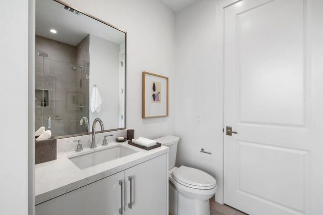 5656 San Felipe Street 1005, Houston, TX 77056