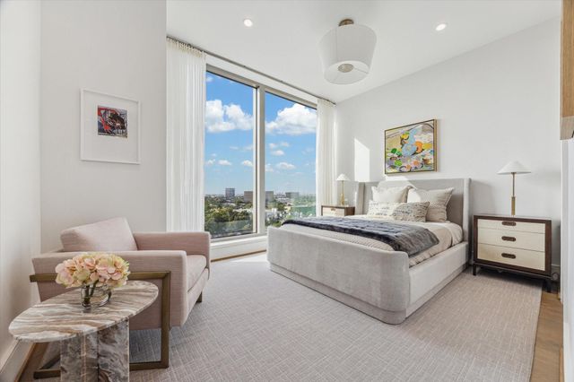 5656 San Felipe Street 1005, Houston, TX 77056