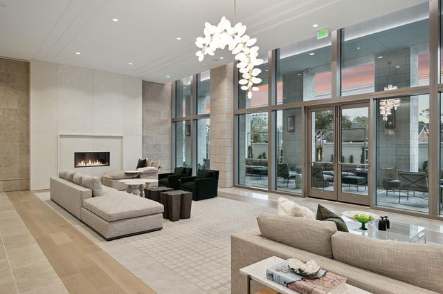 5656 San Felipe Street 1005, Houston, TX 77056