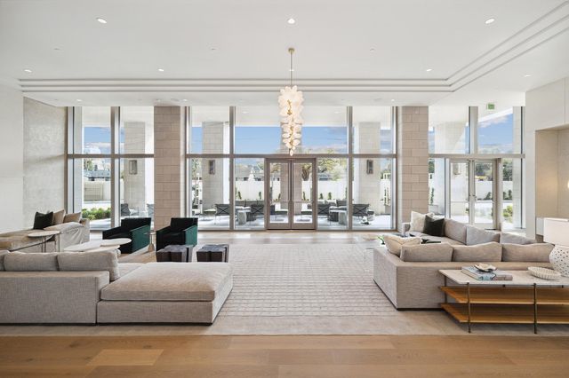5656 San Felipe Street 1005, Houston, TX 77056