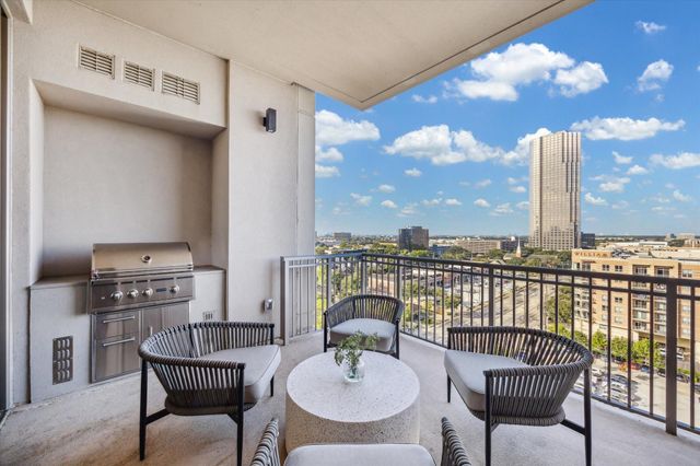 5656 San Felipe Street 1005, Houston, TX 77056