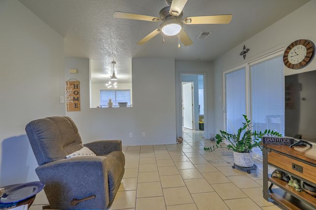 3214 Chama Meadows Drive NE, Rio Rancho, NM 87144