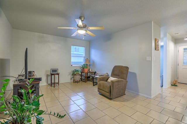 3214 Chama Meadows Drive NE, Rio Rancho, NM 87144