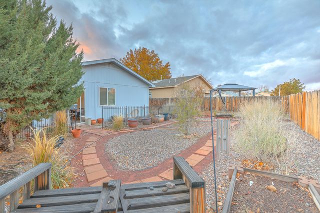 3214 Chama Meadows Drive NE, Rio Rancho, NM 87144