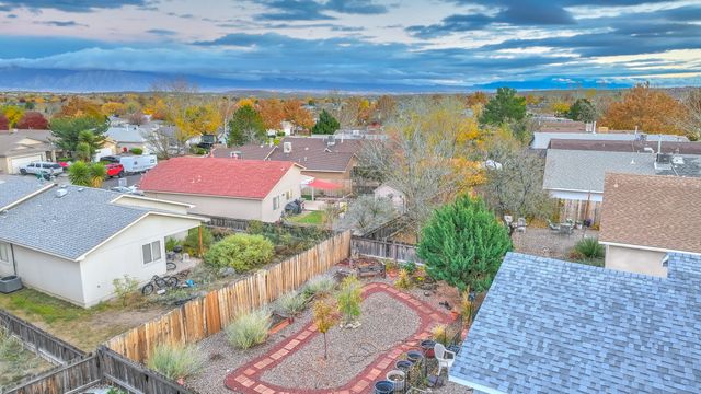 3214 Chama Meadows Drive NE, Rio Rancho, NM 87144