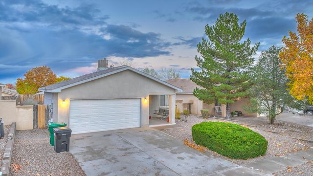 3214 Chama Meadows Drive NE, Rio Rancho, NM 87144