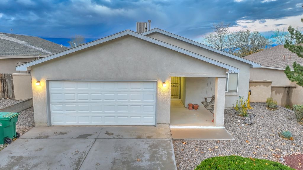 3214 Chama Meadows Drive NE, Rio Rancho, NM 87144