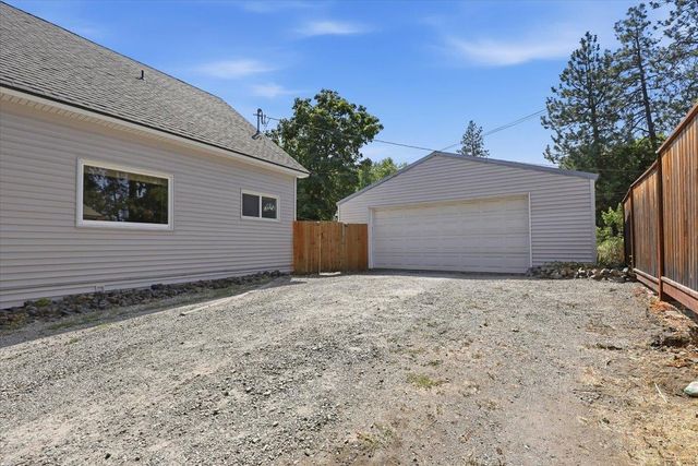 2224 S Grand Blvd, Spokane, WA 99203