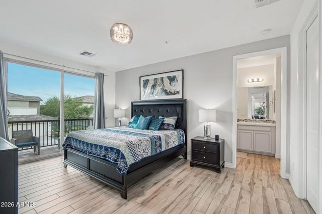 5100 E RANCHO PALOMA Drive 2072, Cave Creek, AZ 85331