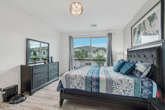 5100 E RANCHO PALOMA Drive 2072, Cave Creek, AZ 85331