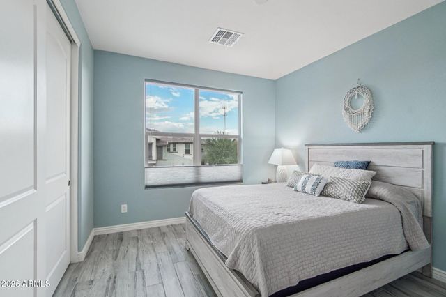 5100 E RANCHO PALOMA Drive 2072, Cave Creek, AZ 85331