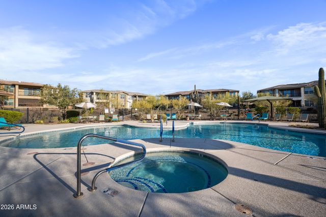 5100 E RANCHO PALOMA Drive 2072, Cave Creek, AZ 85331