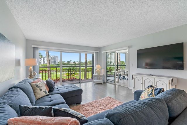 7871 SAILBOAT KEY BOULEVARD S 106, South Pasadena, FL 33707