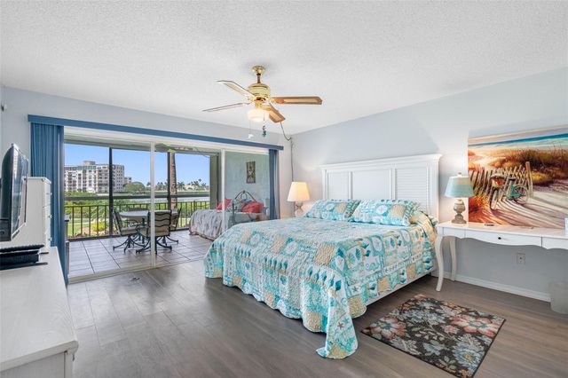 7871 SAILBOAT KEY BOULEVARD S 106, South Pasadena, FL 33707