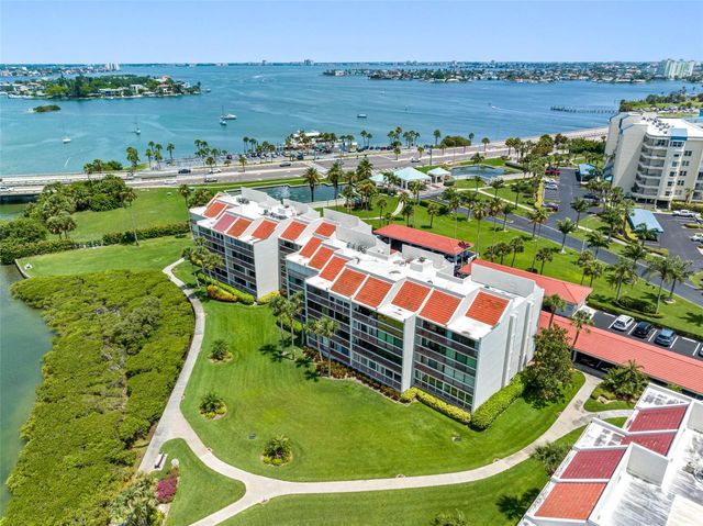7871 SAILBOAT KEY BOULEVARD S 106, South Pasadena, FL 33707