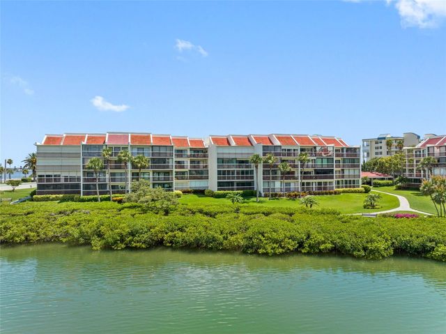 7871 SAILBOAT KEY BOULEVARD S 106, South Pasadena, FL 33707