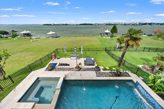 2305 Windjammer Way, Rowlett, TX 75088